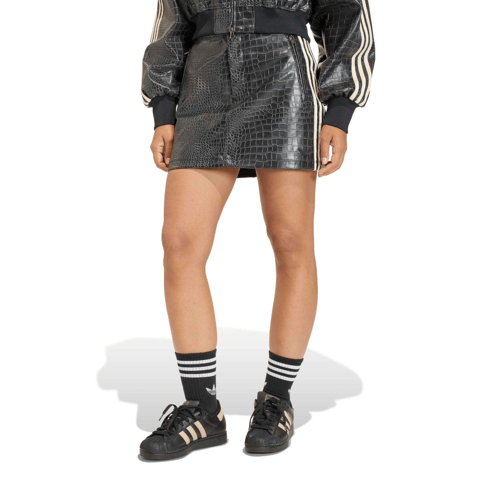 FALDA ADIDAS PLEATHER SK MUJER a $69.990