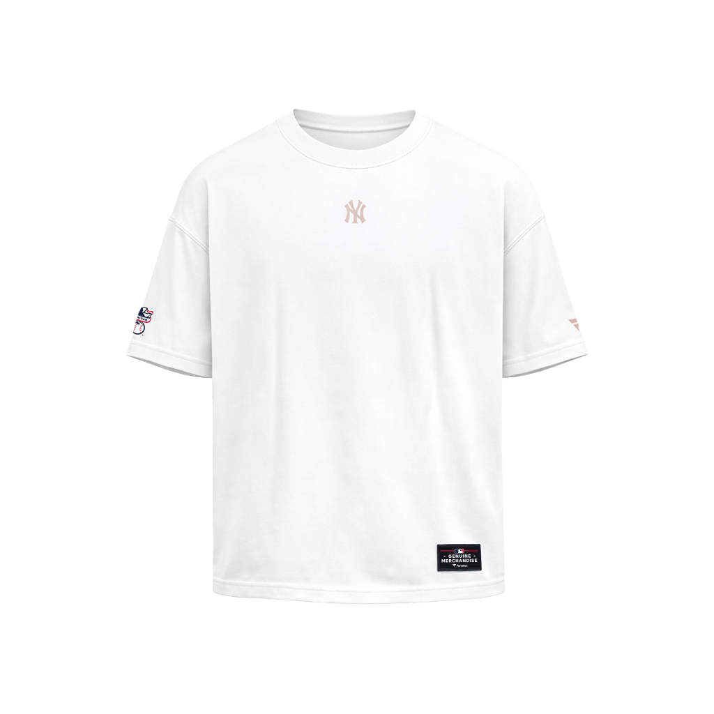 POLERA NBA OVERSIZE FIT T-SHIRT NEW YORK YANKEES H a $14.990
